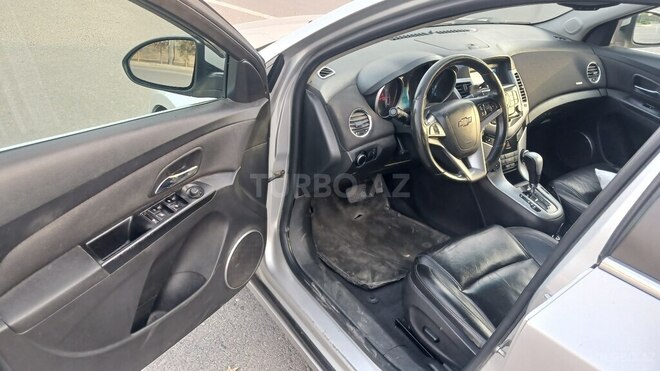 Chevrolet Cruze 2011, 325,431 km - 1.4 l - Mingəçevir