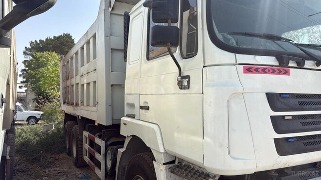 Shacman F3000 2012, 320,000 km - 9.7 l - Salyan