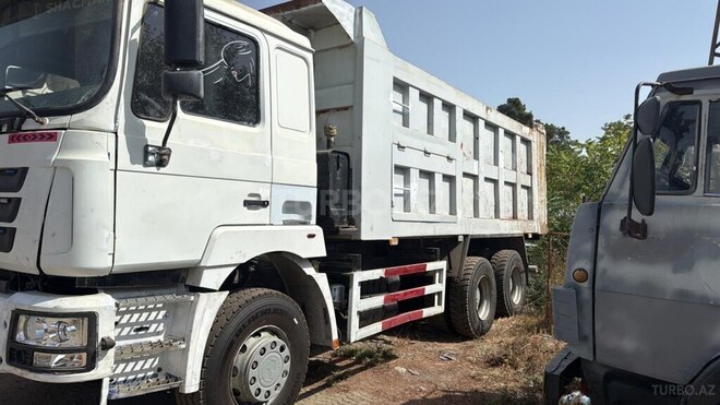 Shacman F3000 2012, 320,000 km - 9.7 l - Salyan