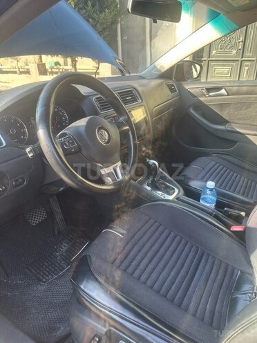 Volkswagen Jetta 2013, 296,847 km - 1.8 л - Bakı