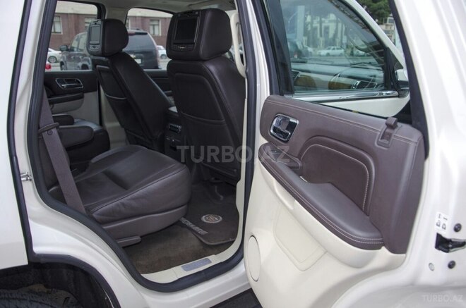 Cadillac Escalade 2013, 174,947 km - 6.2 l - Bakı