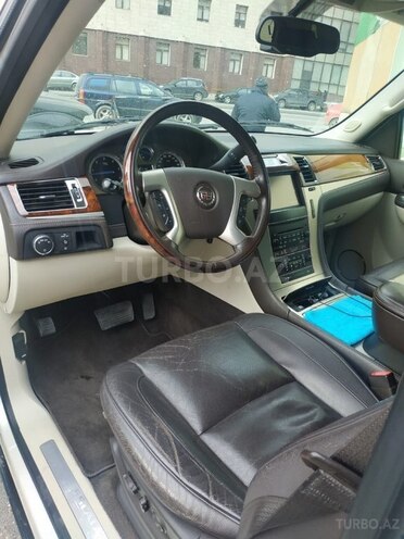 Cadillac Escalade 2013, 174,947 km - 6.2 l - Bakı