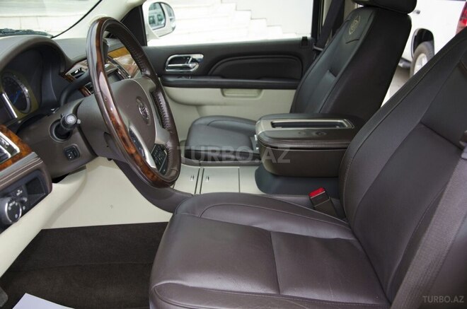 Cadillac Escalade 2013, 174,947 km - 6.2 l - Bakı