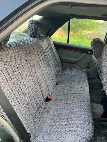 Mercedes E 220 1993, 638,000 km - 2.2 l - Salyan