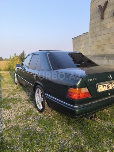 Mercedes E 200 1995, 354,000 km - 2.0 л - Xaçmaz