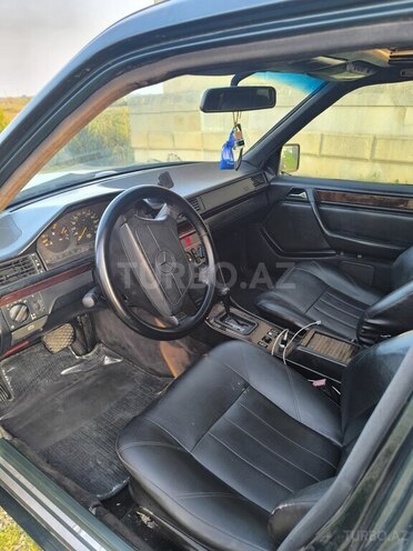 Mercedes E 200 1995, 354,000 km - 2.0 л - Xaçmaz