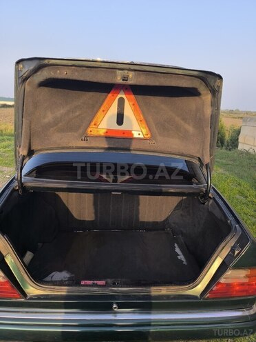 Mercedes E 200 1995, 354,000 km - 2.0 л - Xaçmaz
