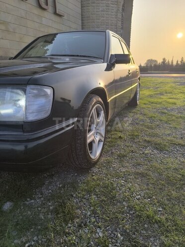 Mercedes E 200 1995, 354,000 km - 2.0 л - Xaçmaz