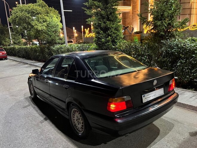 BMW 316 1992, 220,000 km - 1.6 л - Xırdalan