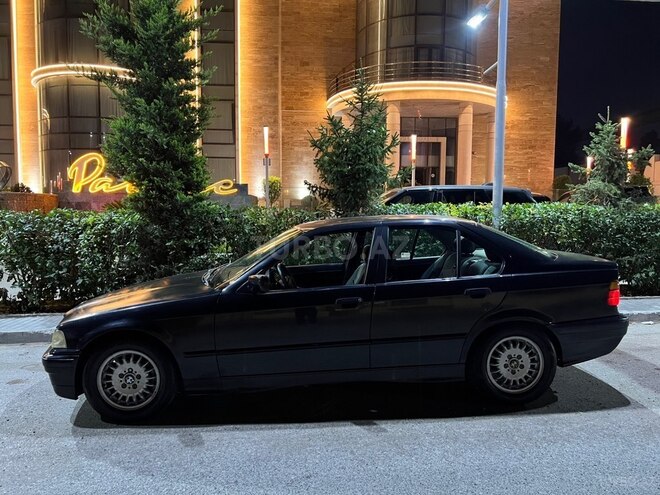 BMW 316 1992, 220,000 km - 1.6 л - Xırdalan