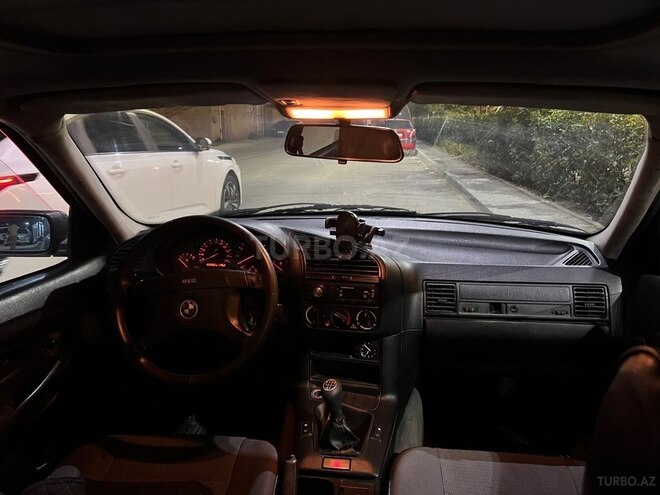 BMW 316 1992, 220,000 km - 1.6 л - Xırdalan