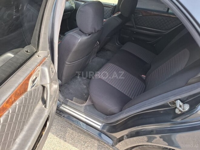 Mercedes E 240 1997, 443,925 km - 2.4 l - Goranboy
