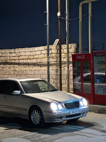 Mercedes E 240 2001, 329,000 km - 2.4 l - Bakı