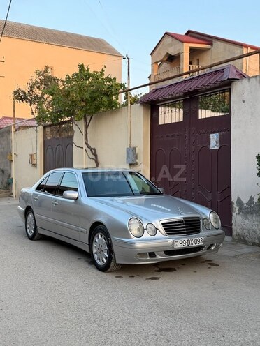 Mercedes E 240 2001, 329,000 km - 2.4 l - Bakı