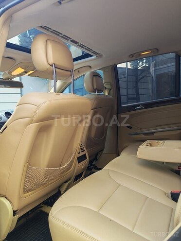 Mercedes ML 350 4MATIC 2010, 275,000 km - 3.5 л - Bakı