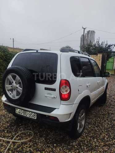 Chevrolet Niva 2014, 110,000 km - 1.7 l - Quba