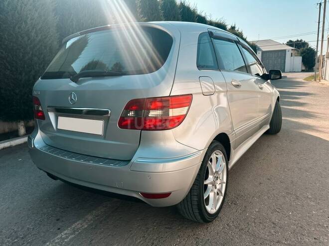 Mercedes B 170 2008, 145,000 km - 1.7 l - Bakı