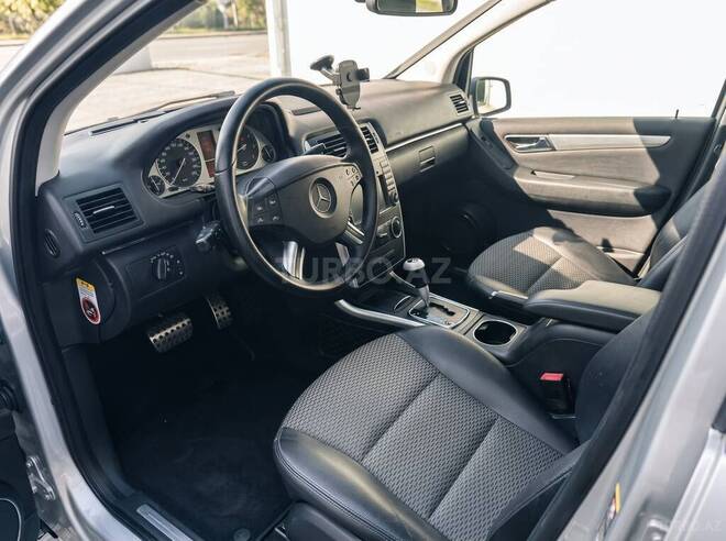 Mercedes B 170 2008, 145,000 km - 1.7 l - Bakı