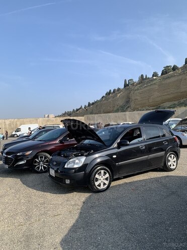 Kia Rio 2009, 400,000 km - 1.5 l - Bakı