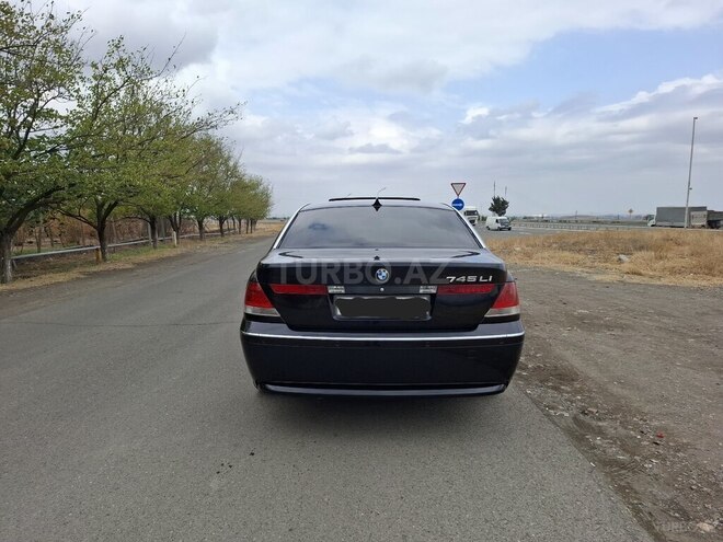 BMW 745 2004, 127,000 km - 4.4 л - Gəncə