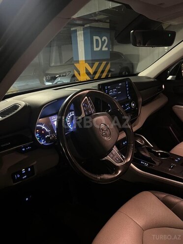 Toyota Highlander 2022, 106,000 km - 2.5 l - Bakı