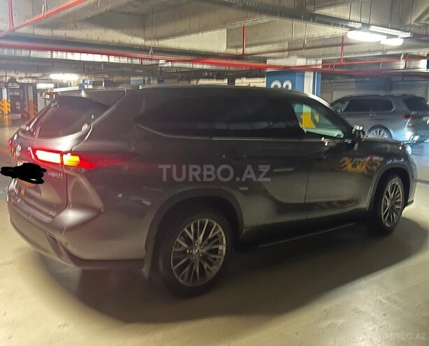 Toyota Highlander 2022, 106,000 km - 2.5 l - Bakı