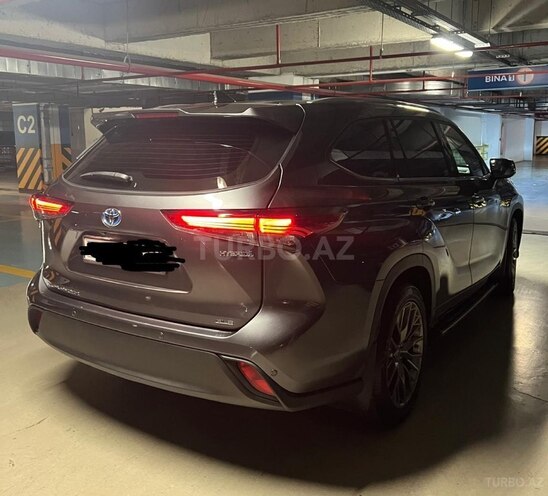 Toyota Highlander 2022, 106,000 km - 2.5 l - Bakı