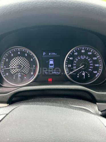 Hyundai Elantra 2019, 115,000 km - 2.0 л - Qax