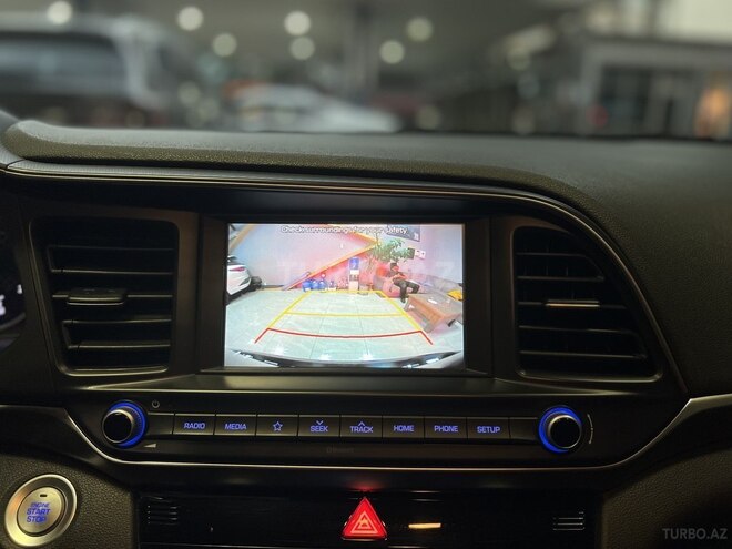 Hyundai Elantra 2019, 110,000 km - 2.0 l - Bakı
