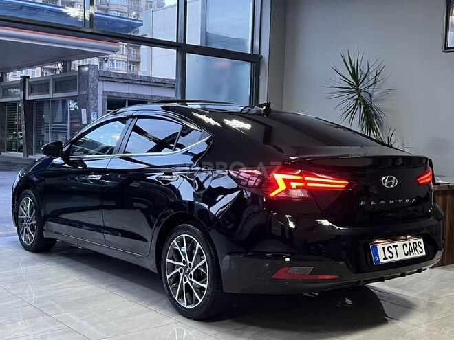 Hyundai Elantra 2019, 110,000 km - 2.0 l - Bakı
