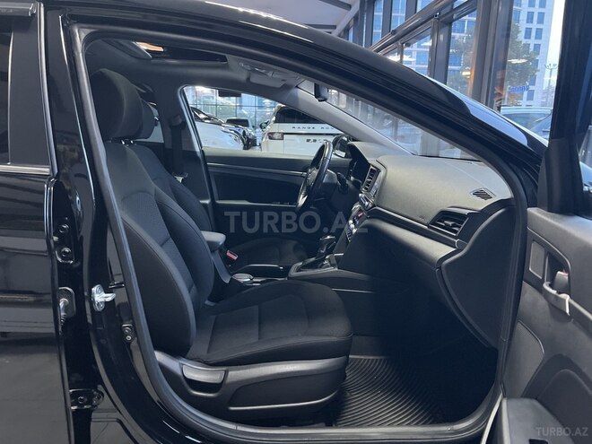 Hyundai Elantra 2019, 110,000 km - 2.0 l - Bakı