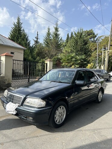 Mercedes C 180 1997, 340,000 km - 1.8 l - Zaqatala