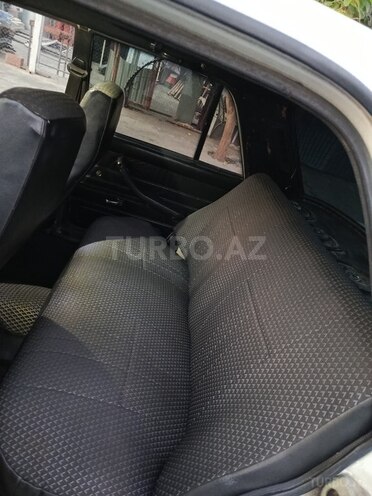 LADA (VAZ) 2107 1999, 74,000 km - 1.6 l - Qax