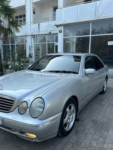 Mercedes E 270 2001, 457,000 km - 2.7 l - Bakı