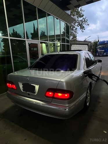 Mercedes E 270 2001, 457,000 km - 2.7 l - Bakı