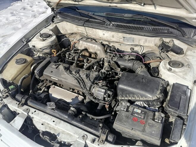 Toyota Corolla 2000, 458,623 km - 1.5 l - Qax