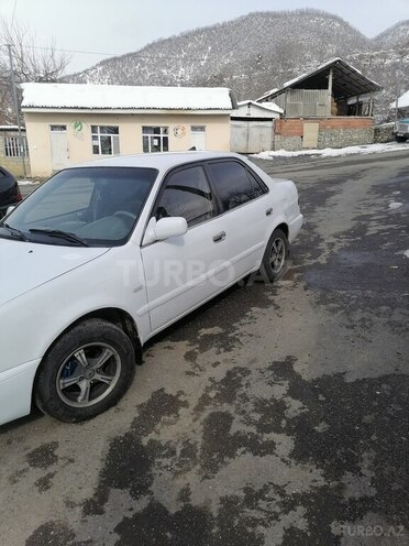 Toyota Corolla 2000, 458,623 km - 1.5 l - Qax