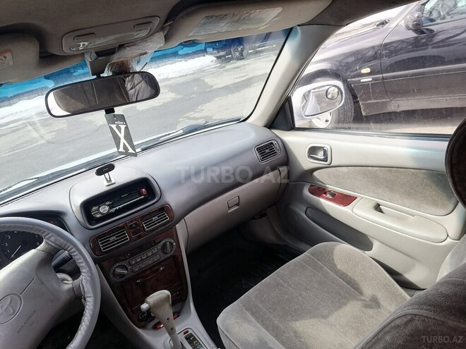 Toyota Corolla 2000, 458,623 km - 1.5 l - Qax