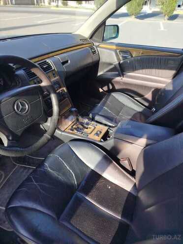 Mercedes E 240 1999, 420,437 km - 2.4 l - Zərdab