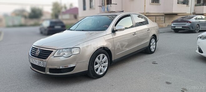 Volkswagen Passat 2005, 278,852 km - 2.0 l - Bakı