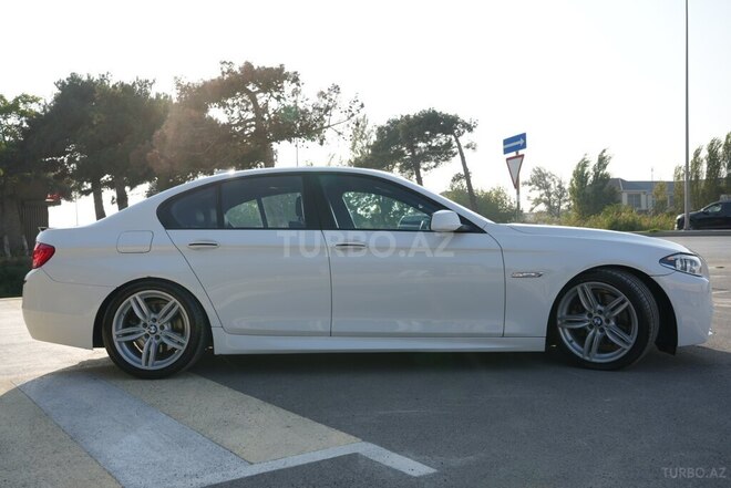 BMW 528 2013, 277,000 km - 2.0 л - Bakı