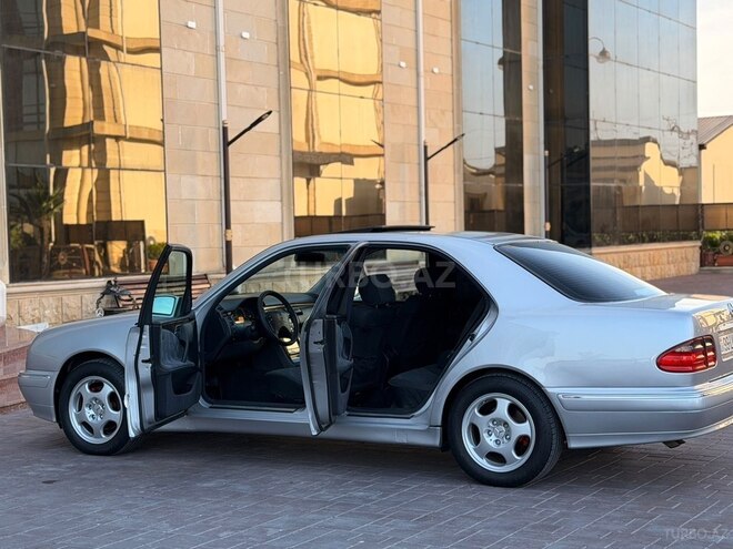 Mercedes E 240 2000, 230,000 km - 2.4 л - İmişli