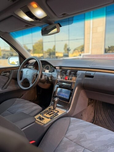 Mercedes E 240 2000, 230,000 km - 2.4 л - İmişli
