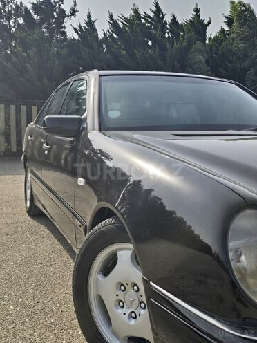 Mercedes E 240 1999, 365,000 km - 2.4 l - Bakı