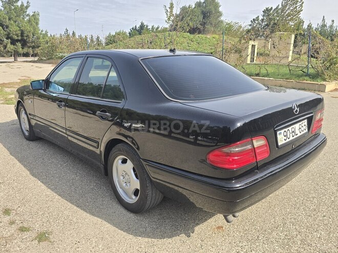 Mercedes E 240 1999, 365,000 km - 2.4 l - Bakı