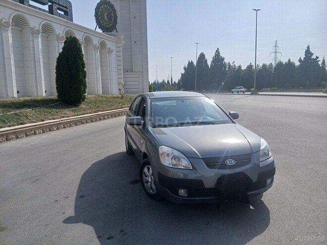 Kia Rio 2006, 273,192 km - 1.4 l - Gəncə
