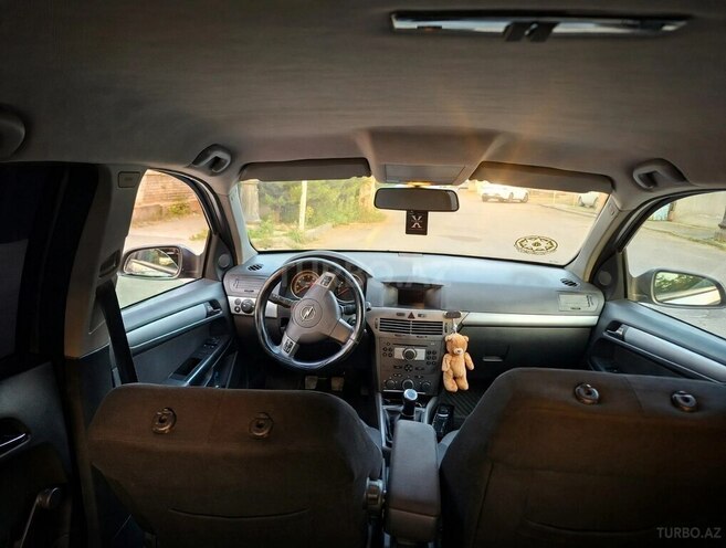 Opel Astra 2006, 325,698 km - 1.4 l - Quba