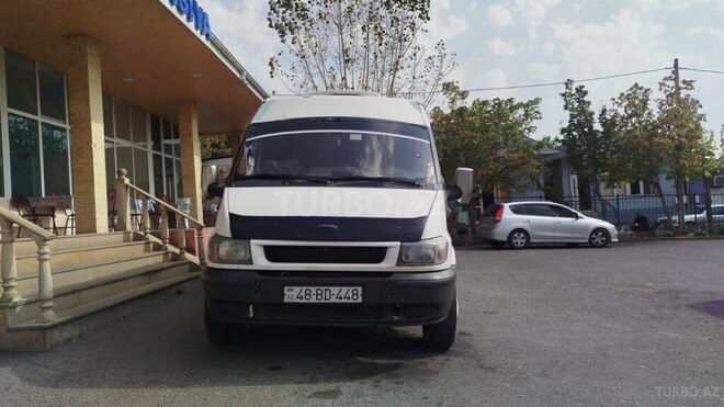 Ford Transit 2004, 500,000 km - 2.4 л - Oğuz