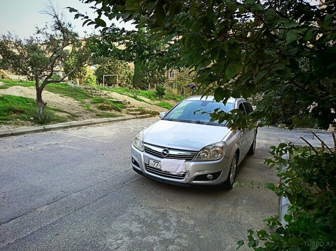 Opel Astra 2010, 348,000 km - 1.3 l - Bakı