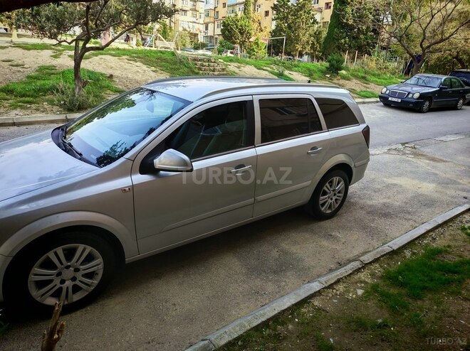 Opel Astra 2010, 348,000 km - 1.3 l - Bakı